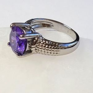 Gorgeous Purple Gemstone Ring Sz 8